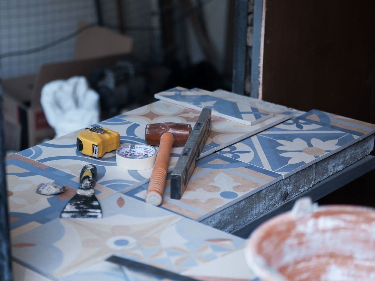 Travaux de carrelage & revêtements de sol